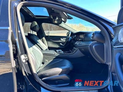 Zdjęcie 7 z 10 samochodu: 2017 MERCEDES-BENZ E 300 4MATIC VIN:WDDZF4KB6HA024228 - miniatura