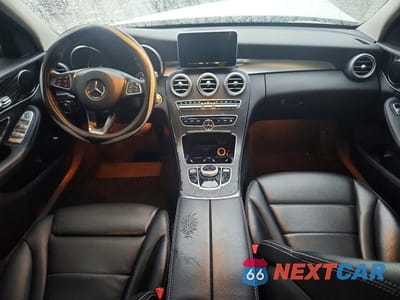 Zdjęcie 8 z 11 samochodu: 2017 MERCEDES-BENZ C 300 VIN:55SWF4JB2HU232479 - miniatura