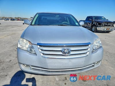 Piąte zdjęcie samochodu w środku: 2007 TOYOTA AVALON XL VIN:4T1BK36B47U226537 - miniatura