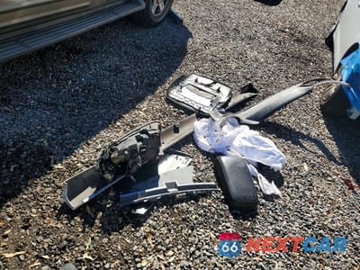 Zdjęcie 12 z 12 samochodu: 2017 DODGE CHARGER SE VIN:2C3CDXBGXHH628616 - miniatura