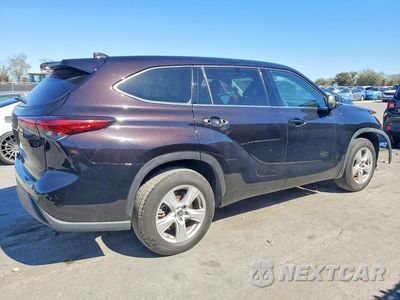 Trzecie zdjęcie samochodu z tyłu: 2021 TOYOTA HIGHLANDER L VIN:5TDCZRAH2MS088094 - miniatura