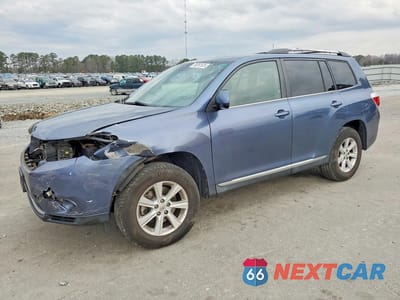 2013 TOYOTA HIGHLANDER BASE 5TDZK3EH7DS092082 - główne zdjęcie licytacji z USA - miniatura