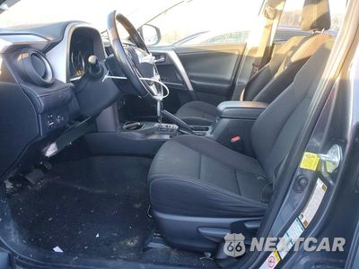 Zdjęcie 7 z 13 samochodu: 2017 TOYOTA RAV4 HV LE VIN:JTMRJREVXHD152434 - miniatura