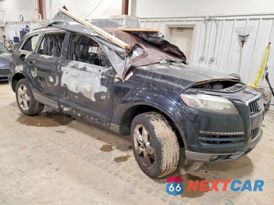 Czwarte zdjęcie samochodu z boku: 2012 AUDI Q7 PREMIUM PLUS VIN:WA1LGAFE8CD005584 - miniatura