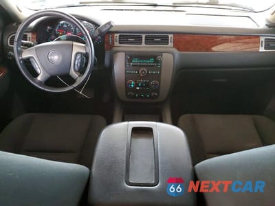 Zdjęcie 8 z 13 samochodu: 2014 GMC YUKON SLE VIN:1GKS1AE04ER109704 - miniatura