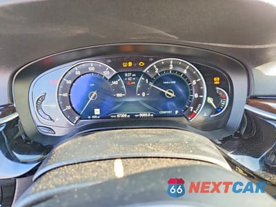 Zdjęcie 9 z 12 samochodu: 2018 BMW 530 XI VIN:WBAJA7C51JWA71322 - miniatura