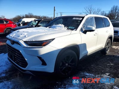 2024 TOYOTA GRAND HIGHLANDER XLE 5TDAAAB50RS012577 - główne zdjęcie licytacji z USA - miniatura