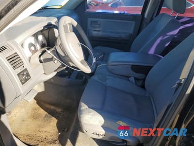 Zdjęcie 7 z 13 samochodu: 2005 DODGE DAKOTA VIN:1D7HE48N25S205817 - miniatura