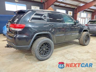 Trzecie zdjęcie samochodu z tyłu: 2014 JEEP GRAND CHEROKEE LAREDO VIN:1C4RJFAGXEC269390 - miniatura
