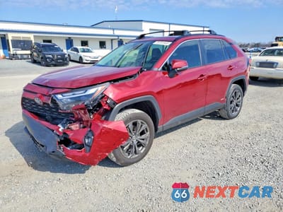 2024 TOYOTA RAV4 JTMB6RFV0RD136889 - główne zdjęcie licytacji z USA - miniatura