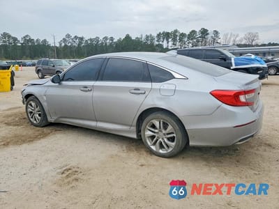 Drugie zdjęcie samochodu z przodu: 2018 HONDA ACCORD LX VIN:1HGCV1F13JA259941 - miniatura