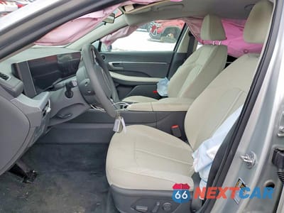 Zdjęcie 7 z 12 samochodu: 2025 HYUNDAI SONATA SEL VIN:KMHL64JA7SA497714 - miniatura