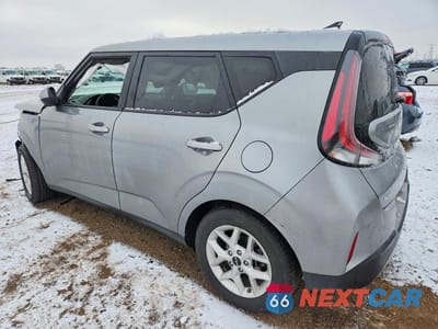 Drugie zdjęcie samochodu z przodu: 2023 KIA SOUL LX VIN:KNDJ23AU2P7890696 - miniatura