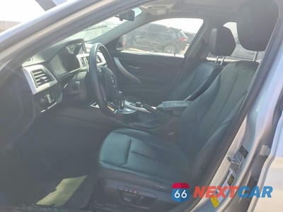Zdjęcie 7 z 13 samochodu: 2014 BMW 320 I VIN:WBA3B1G56ENT01054 - miniatura