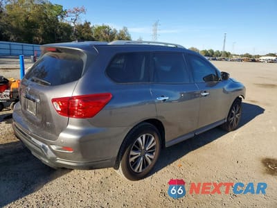 Trzecie zdjęcie samochodu z tyłu: 2018 NISSAN PATHFINDER SV VIN:5N1DR2MN5JC603790 - miniatura