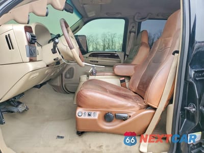 Zdjęcie 7 z 12 samochodu: 2006 FORD F250 SUPER DUTY VIN:1FTSW21P16EA37004 - miniatura