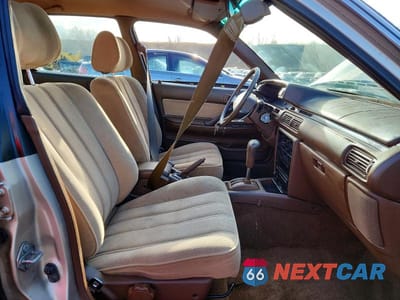 Zdjęcie 7 z 12 samochodu: 1991 TOYOTA CAMRY DELUXE VIN:4T1VV21E1MU062904 - miniatura