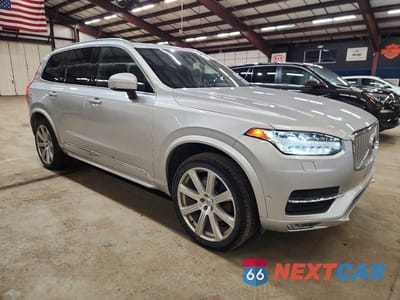 Czwarte zdjęcie samochodu z boku: 2018 VOLVO XC90 T6 VIN:YV4A22PL0J1364339 - miniatura