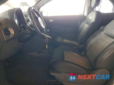 Zdjęcie 7 z 12 samochodu: 2012 FIAT 500 VIN:3C3CFFBR1CT500500 - miniatura