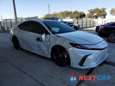 Czwarte zdjęcie samochodu z boku: 2025 TOYOTA CAMRY XSE VIN:4T1DAACK5SU022486 - miniatura
