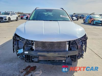 Piąte zdjęcie samochodu w środku: 2022 HYUNDAI TUCSON SEL VIN:5NMJB3AE5NH037739 - miniatura