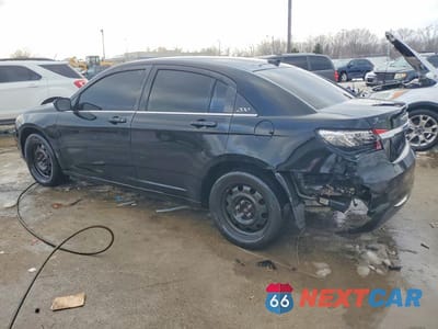 Drugie zdjęcie samochodu z przodu: 2012 CHRYSLER 200 LX VIN:1C3CCBAB3CN319016 - miniatura