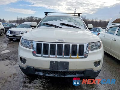 Piąte zdjęcie samochodu w środku: 2012 JEEP GRAND CHEROKEE LAREDO VIN:1C4RJFAG5CC350939 - miniatura