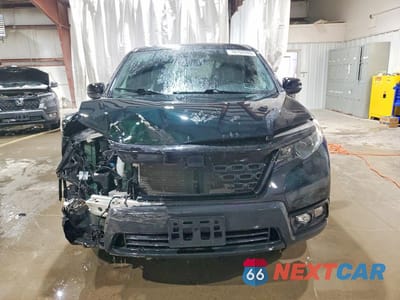 Piąte zdjęcie samochodu w środku: 2019 HONDA PASSPORT EXL VIN:5FNYF8H57KB009265 - miniatura