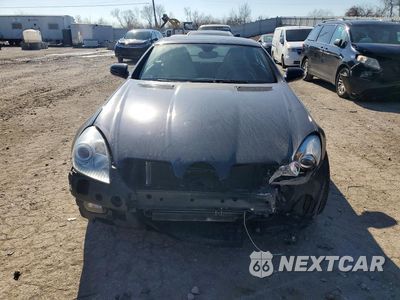 Piąte zdjęcie samochodu w środku: 2009 MERCEDES-BENZ SLK 300 VIN:WDBWK54F59F210344 - miniatura