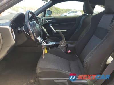 Zdjęcie 7 z 12 samochodu: 2017 TOYOTA 86 BASE VIN:JF1ZNAA16H9703749 - miniatura