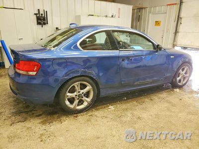 Trzecie zdjęcie samochodu z tyłu: 2009 BMW 128 I VIN:WBAUP93539VF49300 - miniatura