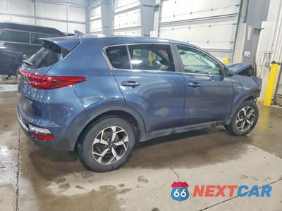 Trzecie zdjęcie samochodu z tyłu: 2022 KIA SPORTAGE LX VIN:KNDPMCAC4N7011823 - miniatura