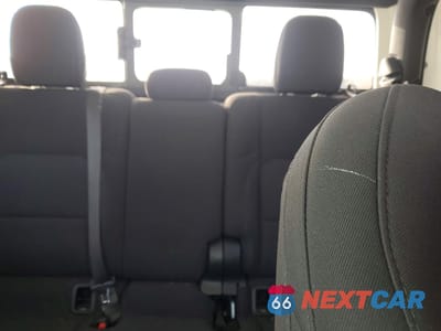 Zdjęcie 10 z 14 samochodu: 2022 JEEP GLADIATOR SPORT VIN:1C6HJTAG1NL150922 - miniatura