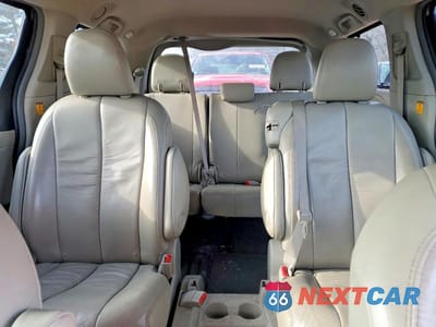 Zdjęcie 10 z 13 samochodu: 2011 TOYOTA SIENNA XLE 8-PASSENGER VIN:5TDYK3DC3BS065640 - miniatura