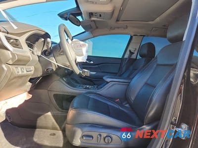 Zdjęcie 7 z 13 samochodu: 2023 GMC ACADIA SLT VIN:1GKKNMLS3PZ258585 - miniatura