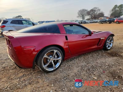 Trzecie zdjęcie samochodu z tyłu: 2013 CHEVROLET CORVETTE GRAND SPORT VIN:1G1YS2DW1D5106904 - miniatura