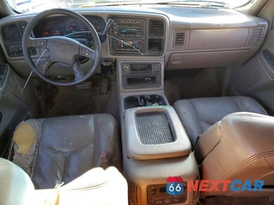 Zdjęcie 8 z 11 samochodu: 2003 GMC SIERRA K1500 HEAVY DUTY VIN:1GTGK13UX3F119284 - miniatura