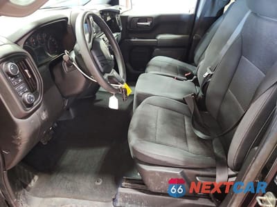 Zdjęcie 7 z 11 samochodu: 2019 CHEVROLET SILVERADO K1500 CUSTOM VIN:3GCUYBEF4KG313246 - miniatura