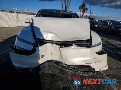 Piąte zdjęcie samochodu w środku: 2026 TESLA MODEL Y VIN:7SAYGDED7TF459021 - miniatura