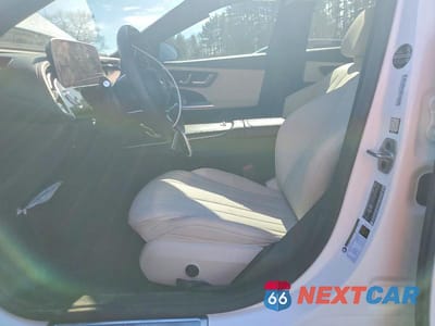 Zdjęcie 7 z 11 samochodu: 2025 MERCEDES-BENZ E 350 4MATIC VIN:W1KLF4HB1SA096071 - miniatura