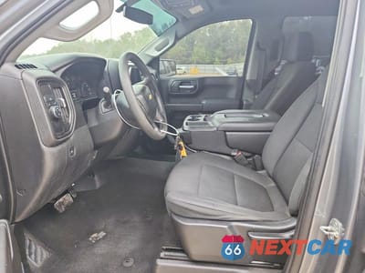 Zdjęcie 7 z 11 samochodu: 2020 CHEVROLET SILVERADO C1500 CUSTOM VIN:3GCPWBEF1LG377202 - miniatura