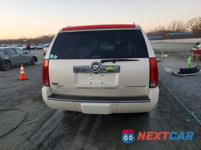 Zdjęcie 6 z 13 samochodu: 2010 CADILLAC ESCALADE ESV PLATINUM VIN:1GYUKKEF4AR195502 - miniatura