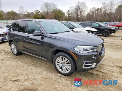 Czwarte zdjęcie samochodu z boku: 2017 BMW X5 XDRIVE35I VIN:5UXKR0C39H0X82734 - miniatura