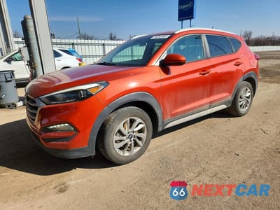 2017 HYUNDAI TUCSON SE KM8J33A44HU506509 - główne zdjęcie licytacji z USA - miniatura