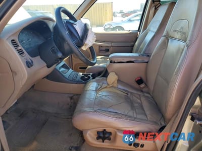 Zdjęcie 7 z 13 samochodu: 2000 MERCURY MOUNTAINEER VIN:4M2ZU86P6YUJ17188 - miniatura