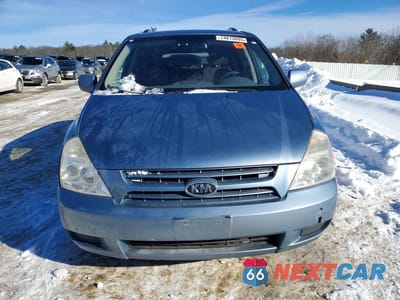 Piąte zdjęcie samochodu w środku: 2010 KIA SEDONA LX VIN:KNDMG4C34A6334685 - miniatura