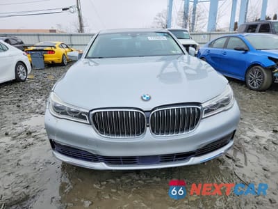 Piąte zdjęcie samochodu w środku: 2016 BMW 750 XI VIN:WBA7F2C56GG416813 - miniatura