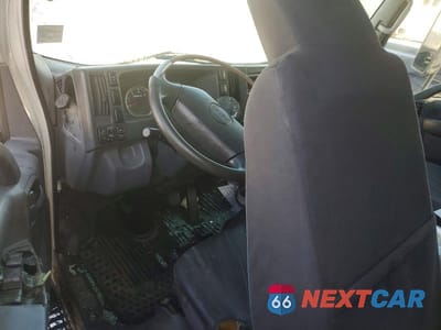 Zdjęcie 8 z 12 samochodu: 2014 ISUZU NPR VIN:JALB4W178E7F00287 - miniatura