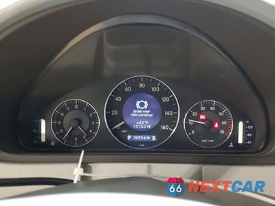 Zdjęcie 9 z 12 samochodu: 2004 MERCEDES-BENZ CLK 320C VIN:WDBTJ65J64F106288 - miniatura