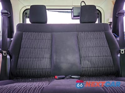 Zdjęcie 10 z 13 samochodu: 2011 JEEP WRANGLER SPORT VIN:1J4AA2D18BL636113 - miniatura